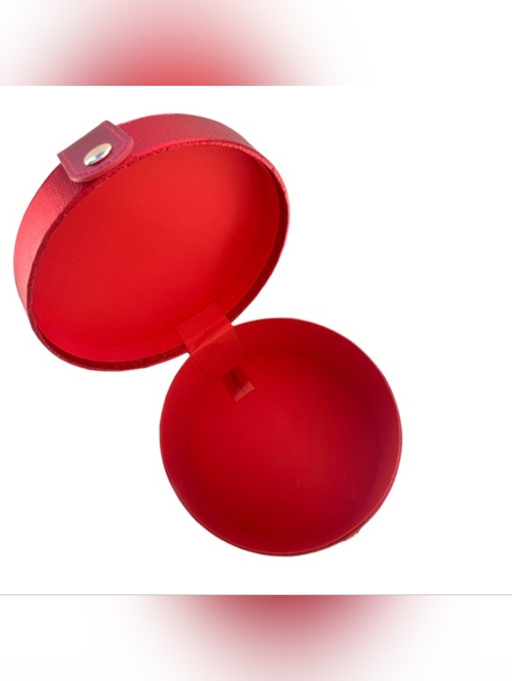 Elizabeth Arden Red Round Jewelry Case with Snap Strap - Picture 2 of 6